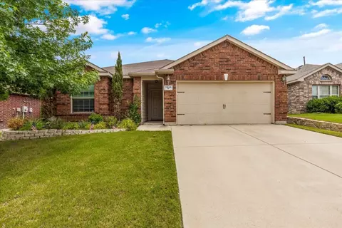 1033 Long Pointe Ave, Fort Worth, TX 76108
