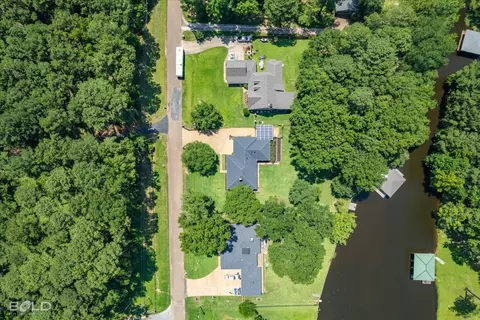 185 Covington Dr, Benton, LA 71006 photo 32