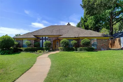 1204 Wedglea Dr, Bedford, TX 76021