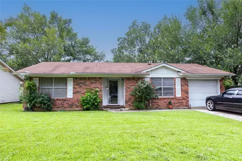 3009 Chaparral Dr, Greenville, TX 75402