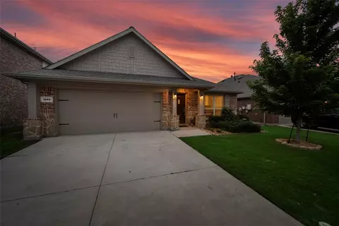 1944 Arroyo Verde Trl, Fort Worth, TX 76131