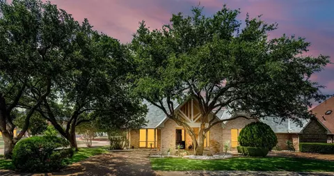 5724 Plumtree Dr, Dallas, TX 75252