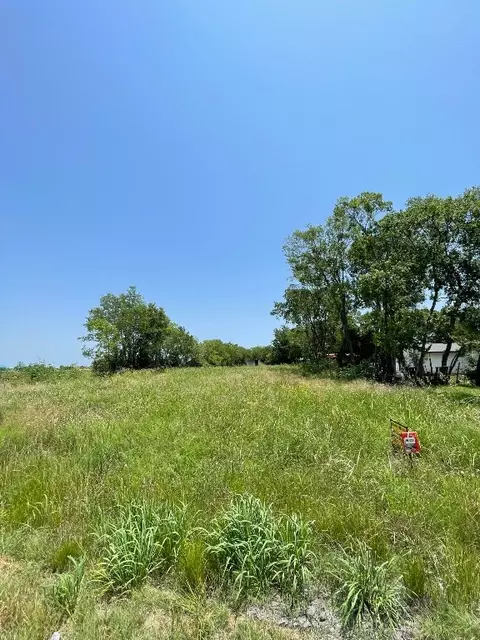 404 N Alton, Kaufman, TX 75142