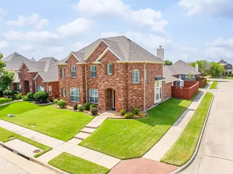 692 Bonham Dr, Lavon, TX 75166
