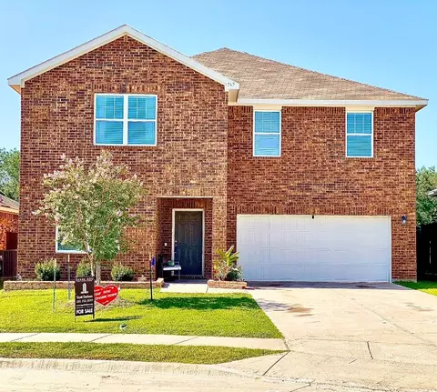 765 Windsor Ct, Lavon, TX 75166