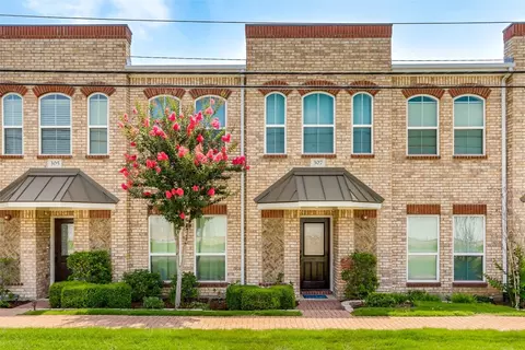 307 S Kealy Ave, Lewisville, TX 75057
