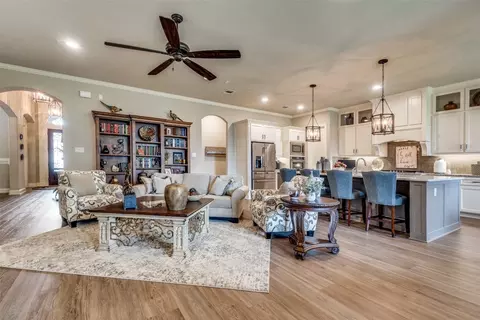 328 Nora, Argyle, TX 76226 photo 5