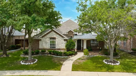 1917 Winchester Dr, Frisco, TX 75033
