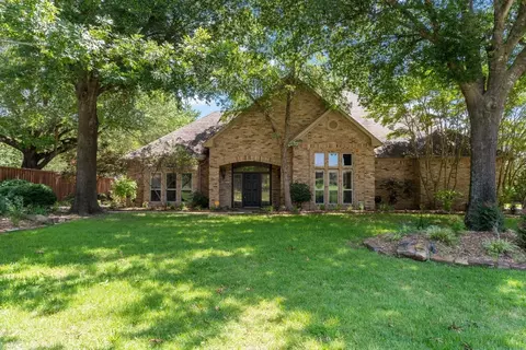625 42nd St SE, Paris, TX 75462