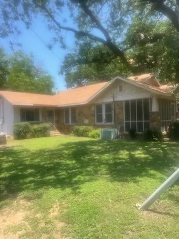 300 N First St, Bangs, TX 76823