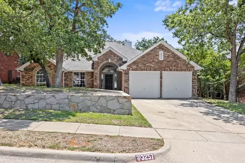 3257 Birch Ave, Grapevine, TX 76051
