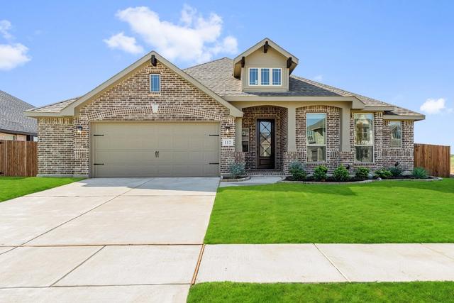 112 Fireberry Dr, Glenn Heights, TX 75154
