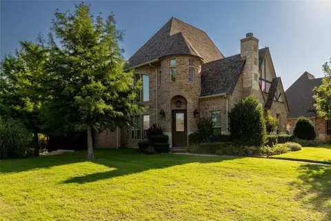 2709 Broadway Dr, Trophy Club, TX 76262