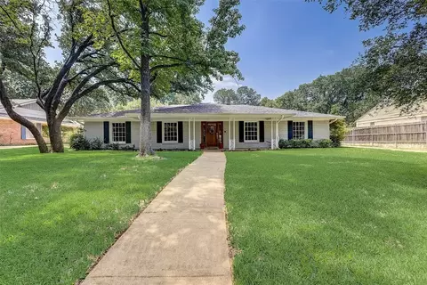 4054 Shady Valley Dr, Arlington, TX 76013