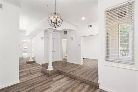 4040 Avondale Ave #403, Dallas, TX 75219