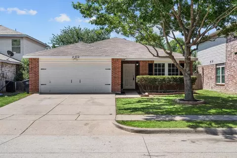 2112 Shawnee Trl, Justin, TX 76247