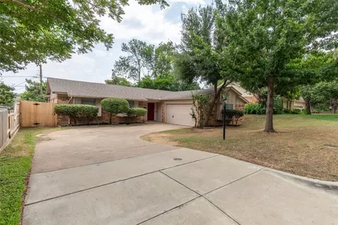 7436 Vanessa Dr, Fort Worth, TX 76112