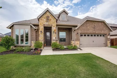 520 Bush Ave, Waxahachie, TX 75165