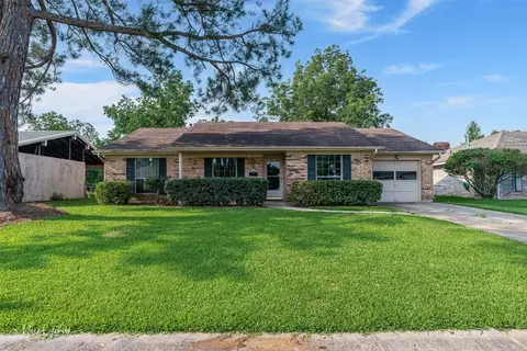 1414 Fox St, Bossier City, LA 71112