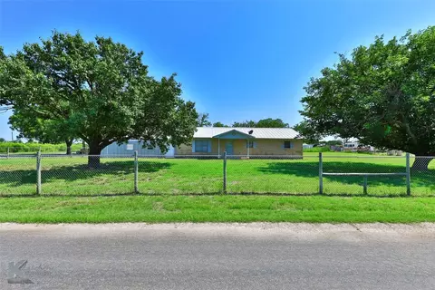 1623 Burkett Ln, Clyde, TX 79510