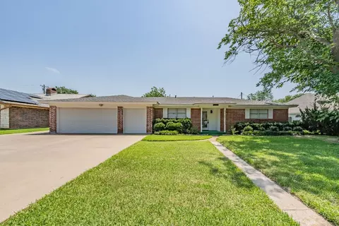 5716 Hondo Dr, Granbury, TX 76049