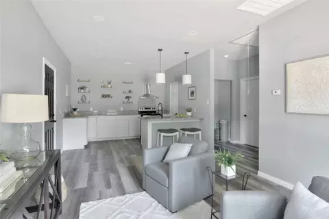 2722 Burger Ave, Dallas, TX 75215