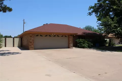 1507 Parker Dr, Vernon, TX 76384