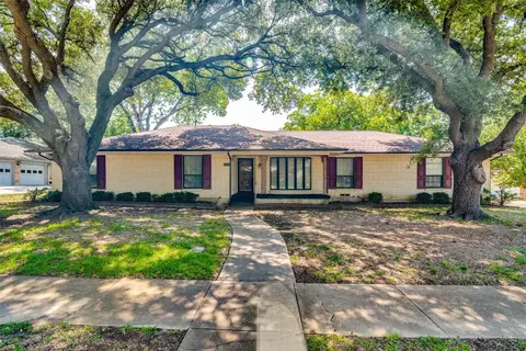 3901 Kazak St, Garland, TX 75041