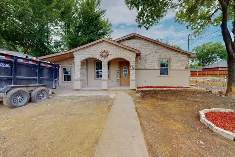 622 Elkhart Ave, Dallas, TX 75217