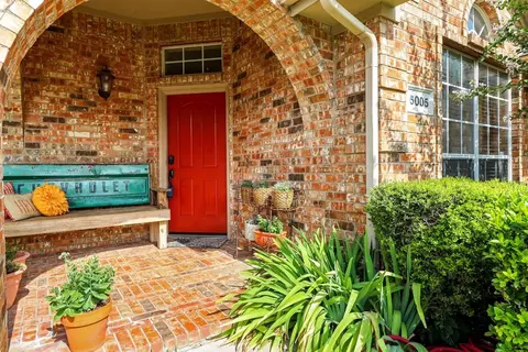 5005 Marineway Dr, Fort Worth, TX 76135