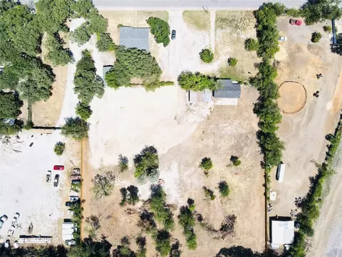 1000 Tierney Rd, Fort Worth, TX 76112