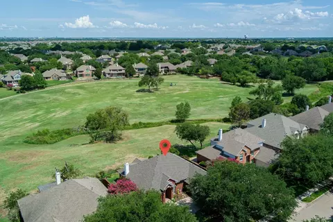 9712 Southern Hills Dr, Plano, TX 75025