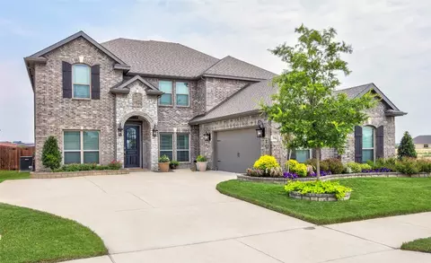 5964 Pine River Ln, Fort Worth, TX 76179