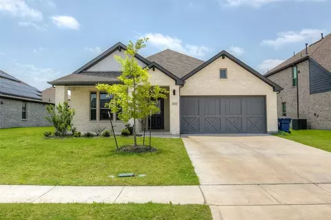1638 Rosedale Dr, Forney, TX 75126
