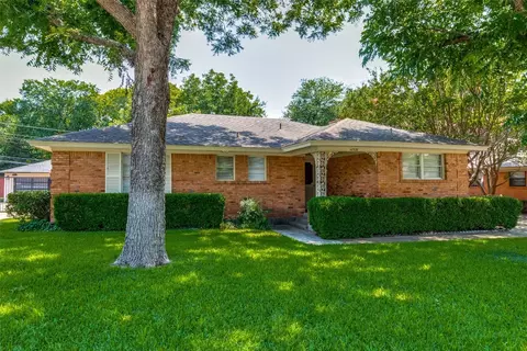 10528 Coleridge St, Dallas, TX 75218
