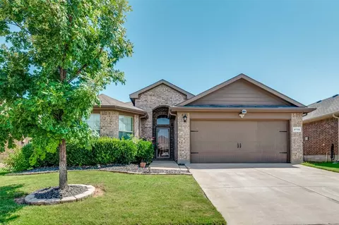 8325 Flythe Mill Rd, Fort Worth, TX 76120
