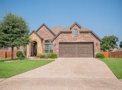 1236 Burkburnett Dr, Weatherford, TX 76087