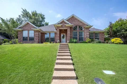 1910 Basswood Ct, Weatherford, TX 76087