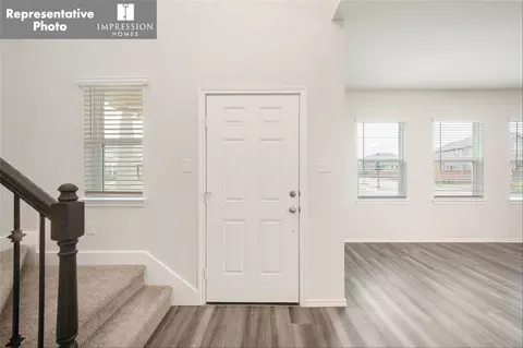2004 Lone Oak Trl, Mesquite, TX 75181