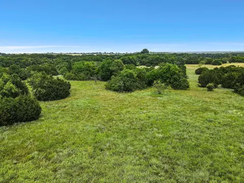 1020 Julia Ct, Rio Vista, TX 76093