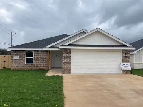 1601 Sweetwater Ln, Abilene, TX 79602