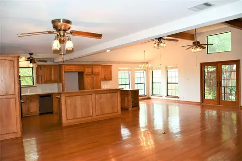 202 Prasifka St, Hutchins, TX 75141