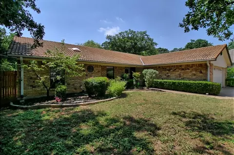 3911 Rustic Forest Trl, Arlington, TX 76016