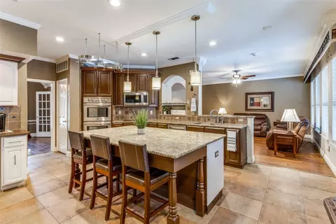 204 Peregrine Dr, Mckinney, TX 75072
