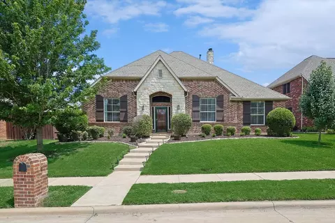 2017 Saint Pierre Dr, Carrollton, TX 75006