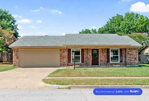 1520 Lagoona Ln, Edgecliff Village, TX 76134