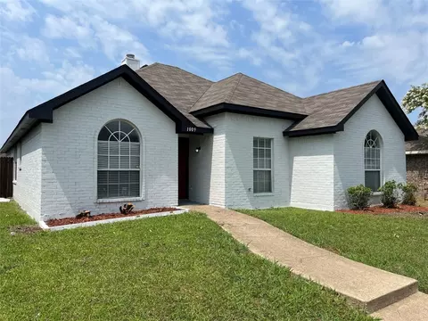 1009 Kory Dr, Mesquite, TX 75149