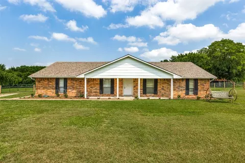 170 Holly Ln, Lucas, TX 75002