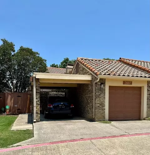 2607 Entrada Blvd, Irving, TX 75038