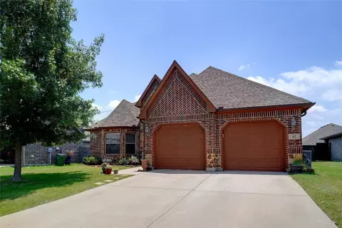 62 Kramer Ln, Sanger, TX 76266